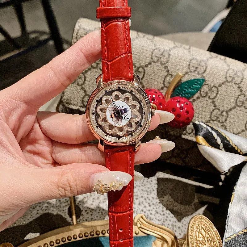 Bee Pattern Leather Strap Women's Watch