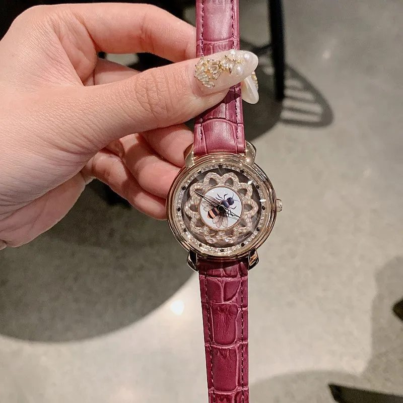 Bee Pattern Leather Strap Women's Watch