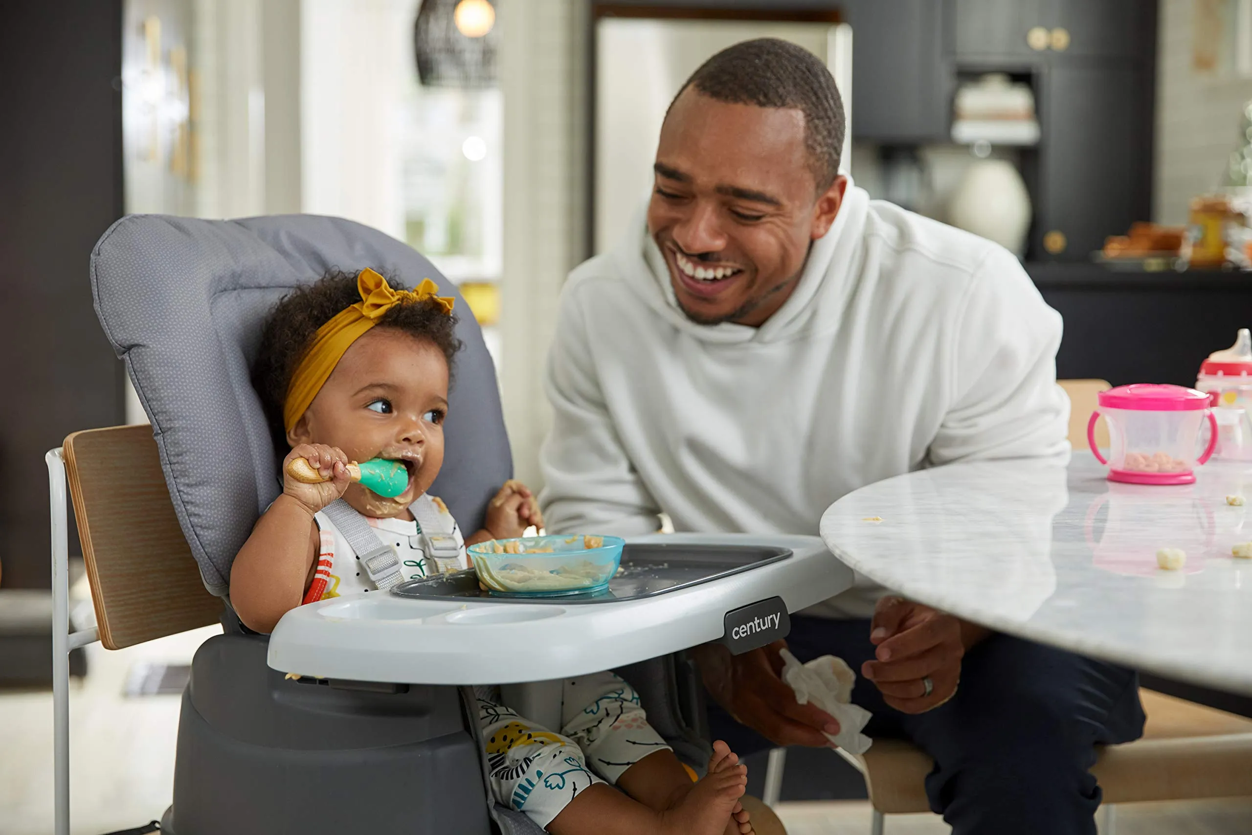 Century Dine On 4 in 1 High Chair with Adjustable Tray Metro