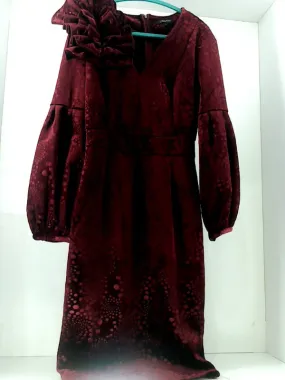 Elegant Wine Red Dress with Textured Design Large