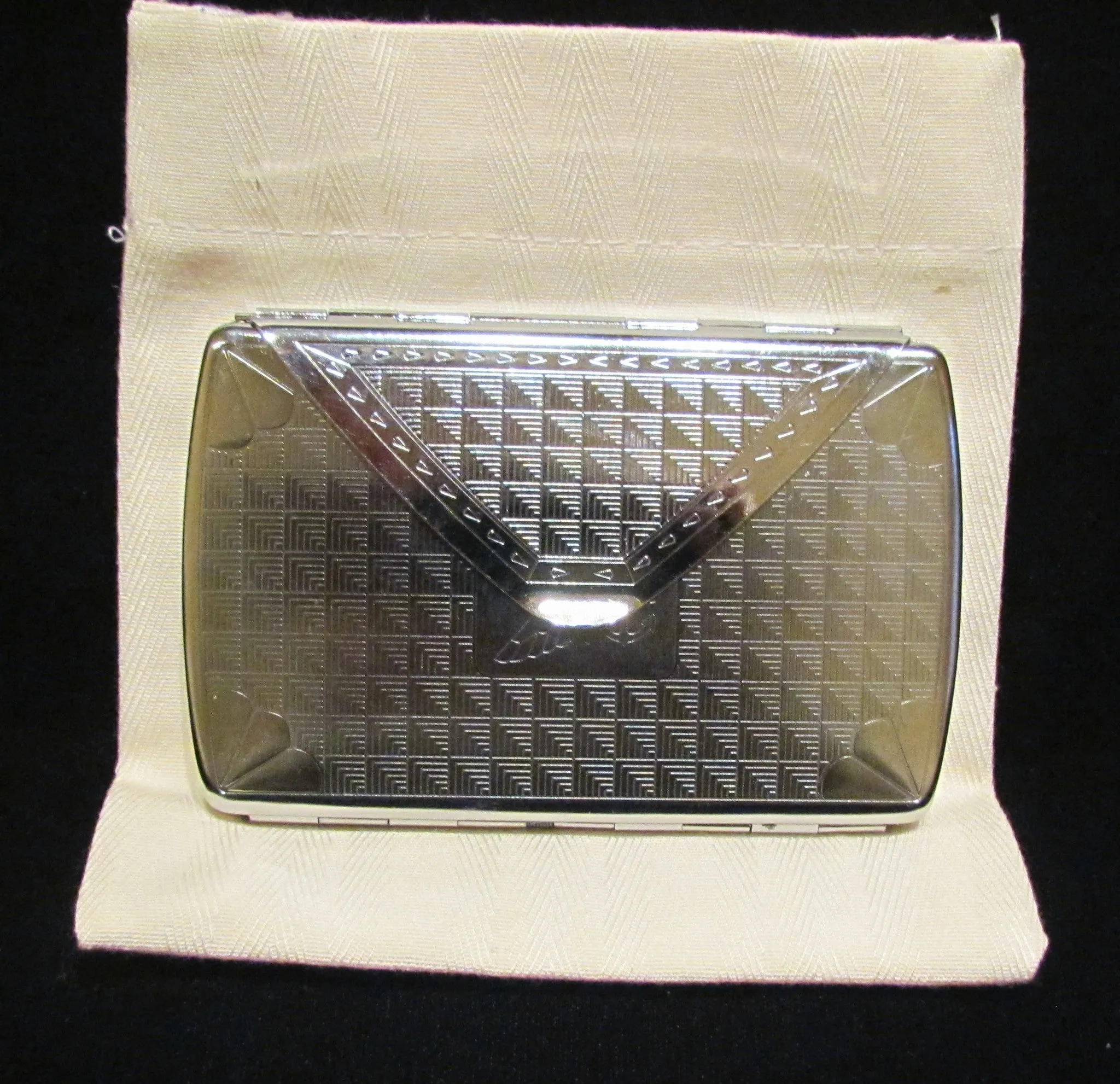 Silver Compact Purse Envelope Mirrored Card Case Fits 100's Cigarettes Business or Credit Cards Excellent Condition