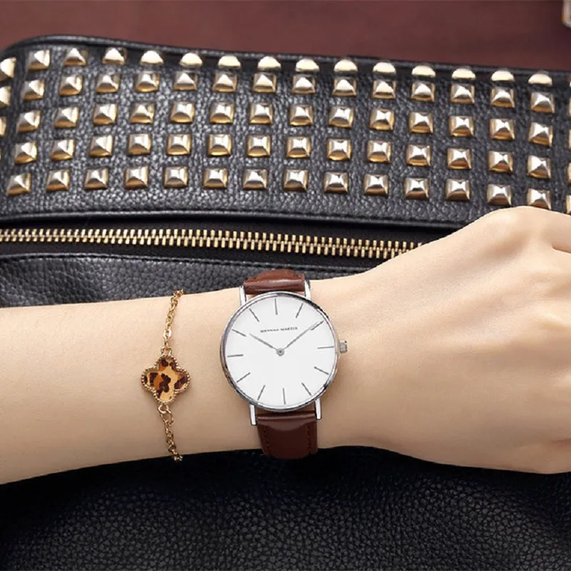 Simple White Dial Leather Strap Women's Watch