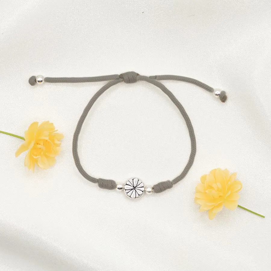 The Little Flower Bracelet